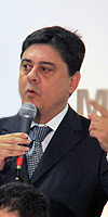 O presidente em reunião desta segunda