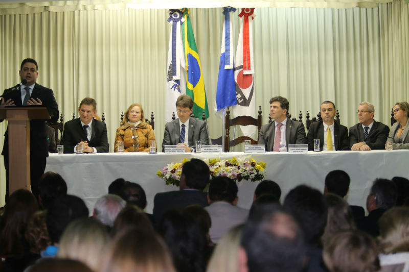 Foto: Lula Aparício   |   Clique para ampliar