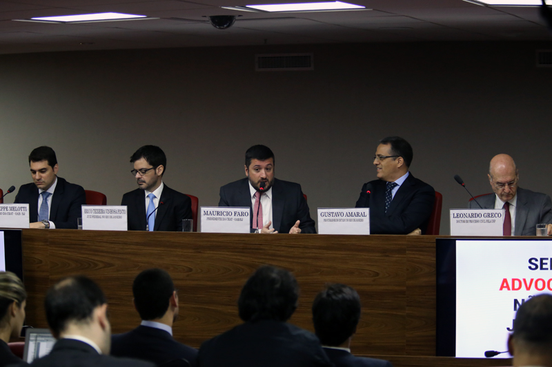 Giuseppe Melotti, Érico Teixeira Vinhosa Pinto, Maurício Faro, Gustavo Amaral e Leonardo Greco  |  Foto: Lula Aparício   |   Clique para ampliar