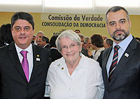 Wadih Damous, Margarida Pressburger e Cláudio Pereira representam OAB/RJ no evento          Foto: Eugênio Novaes