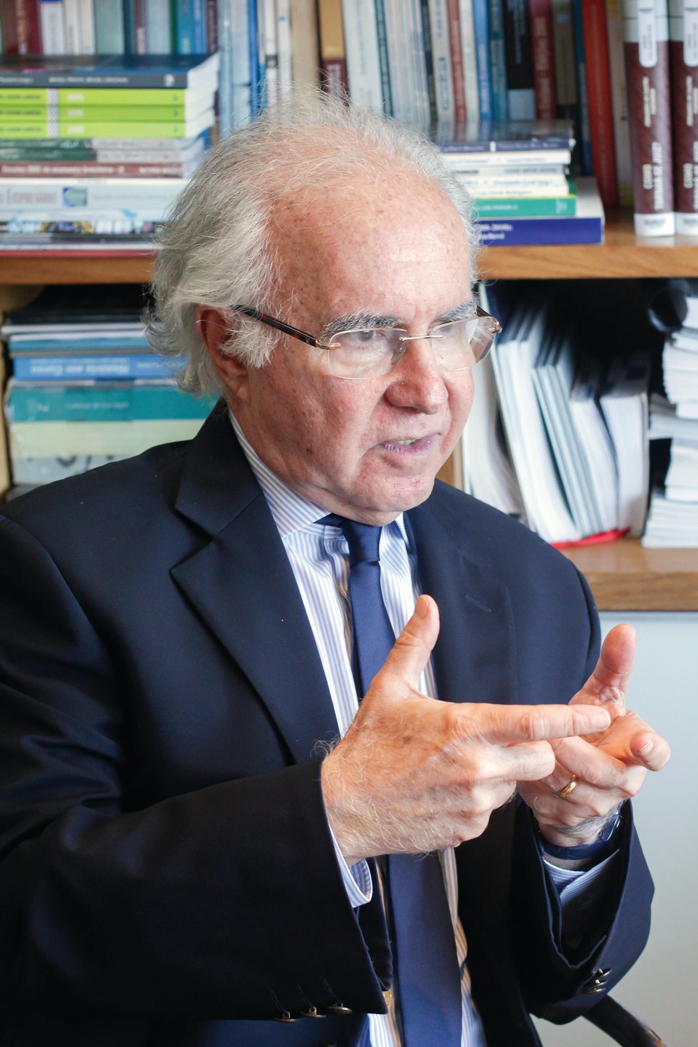 Joaquim Falcão |   Clique para ampliar