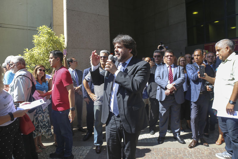 Foto: Lula Aparício |   Clique para ampliar