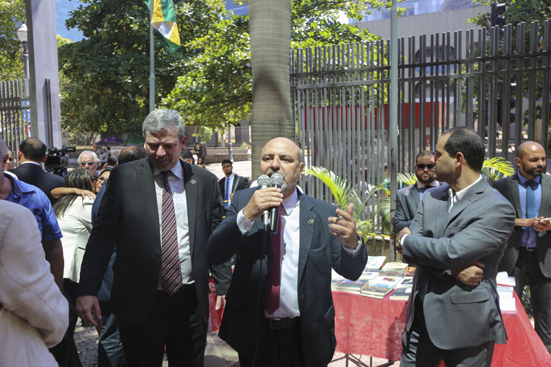 Foto: Lula Aparício|   Clique para ampliar