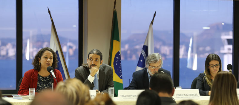 Foto: Lula Aparício  |   Clique para ampliar