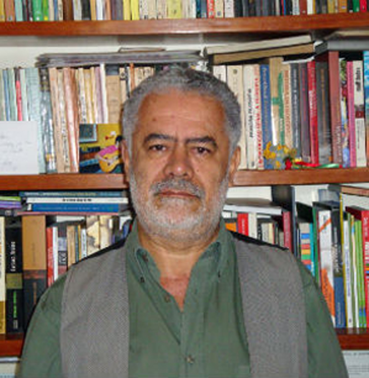 Adair Rocha   |   Clique para ampliar