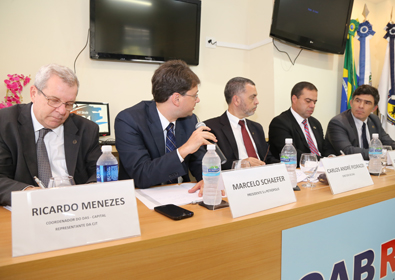 Ricardo Menezes,  Marcelo Schaefer, Carlos André Pedrazzi, Jefferson Soares e Luciano Bandeira  |  Foto: Lula Aparício   |   Clique para ampliar