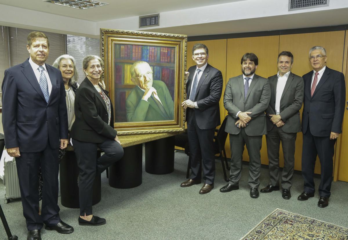 Familiares de Evandro Lins e Silva fizeram a doação à Seccional / Foto: Lula Aparício