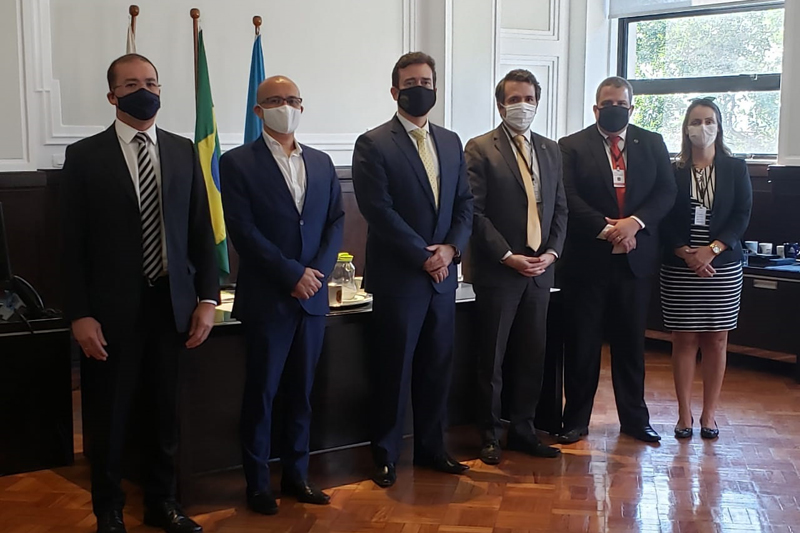 O grupo da Seccional foi representado pelo presidente da Comissão de Prerrogativas, Marcello Oliveira, pelo coordenador de Prerrogativas, Marcell Nascimento, e pela coordenadora-adjunta de prerrogativas para a PF, Polyana Tito